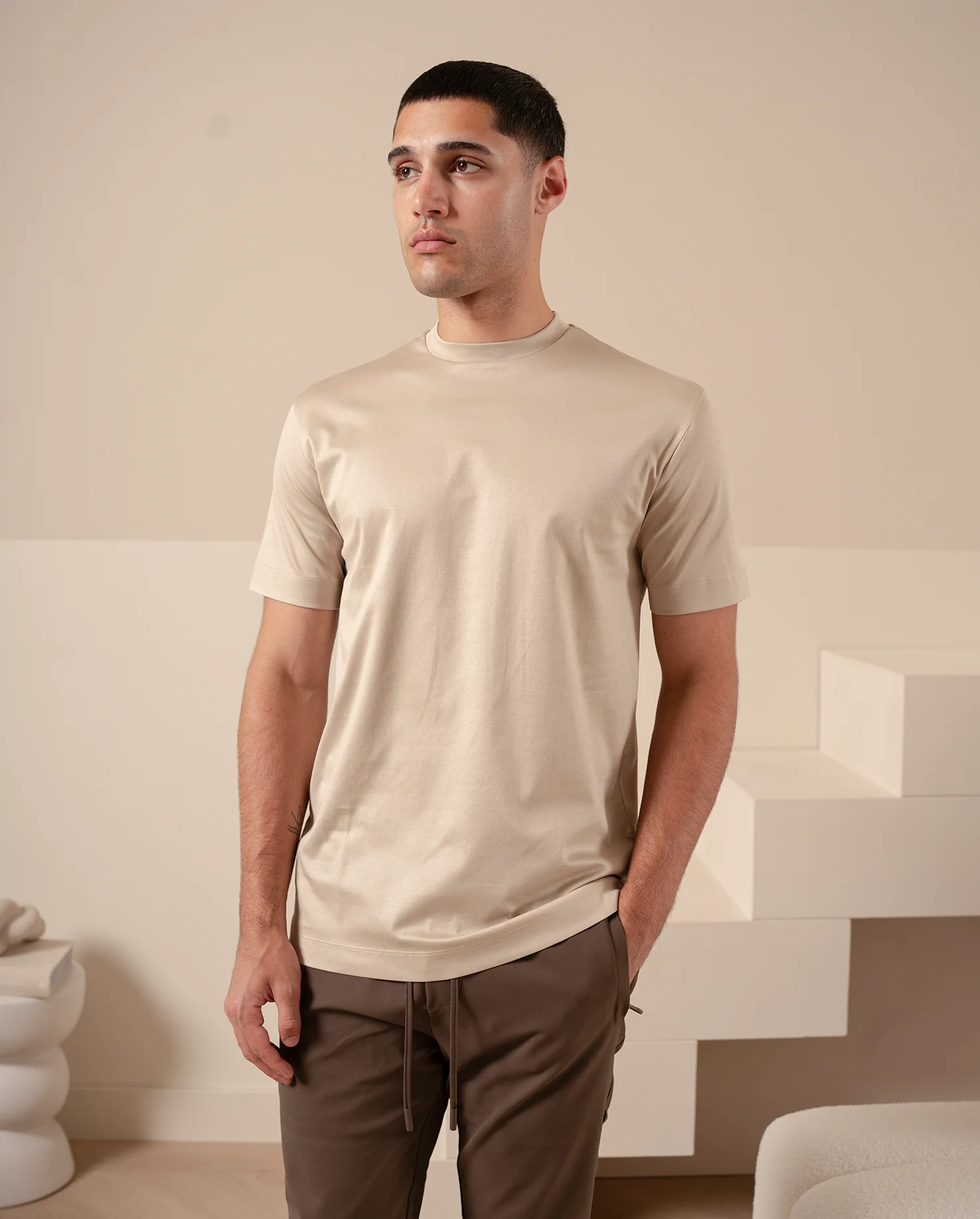 LUXE T-SHIRT - BEIGE - Image 5