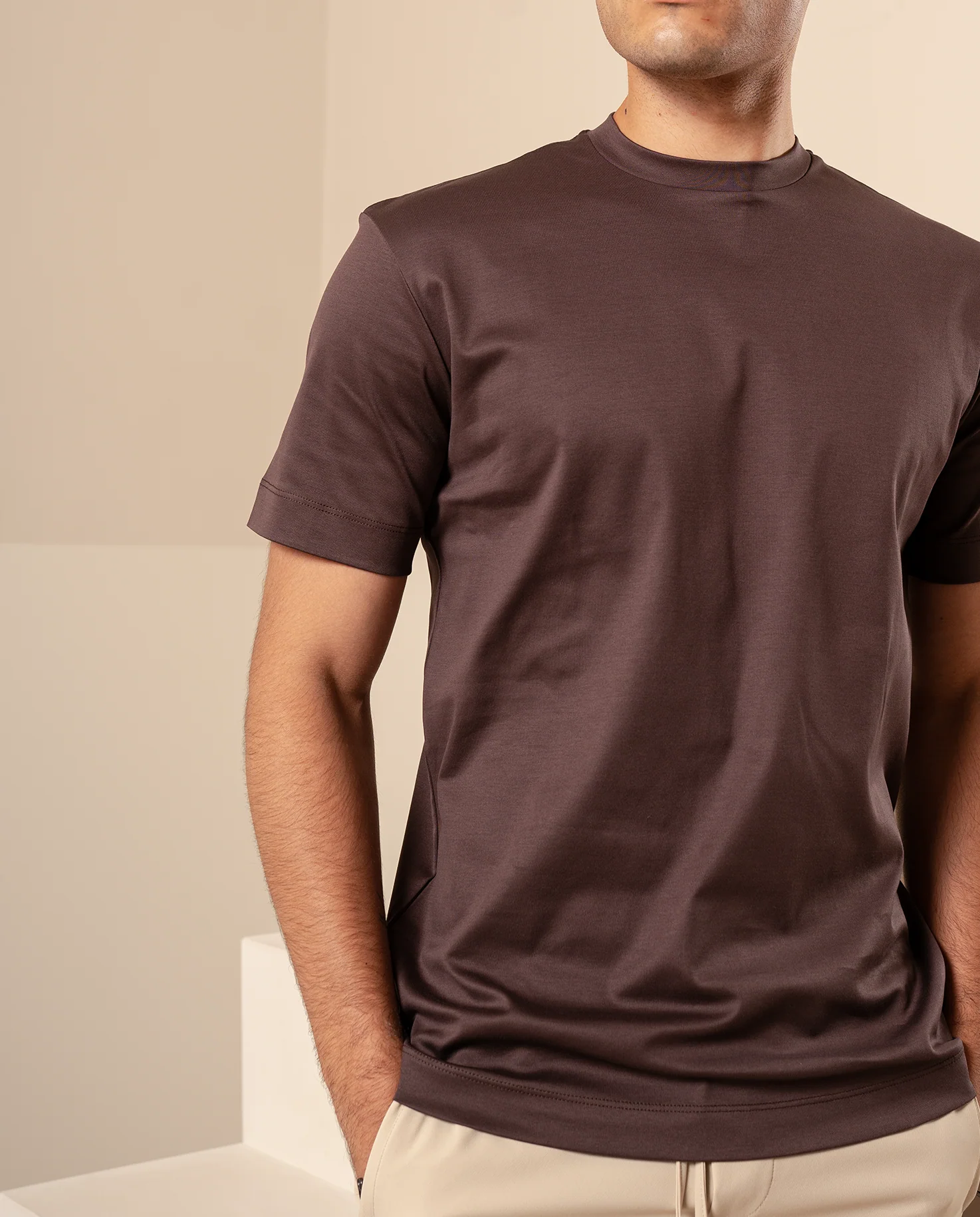 LUXE T-SHIRT - BROWN - Image 5