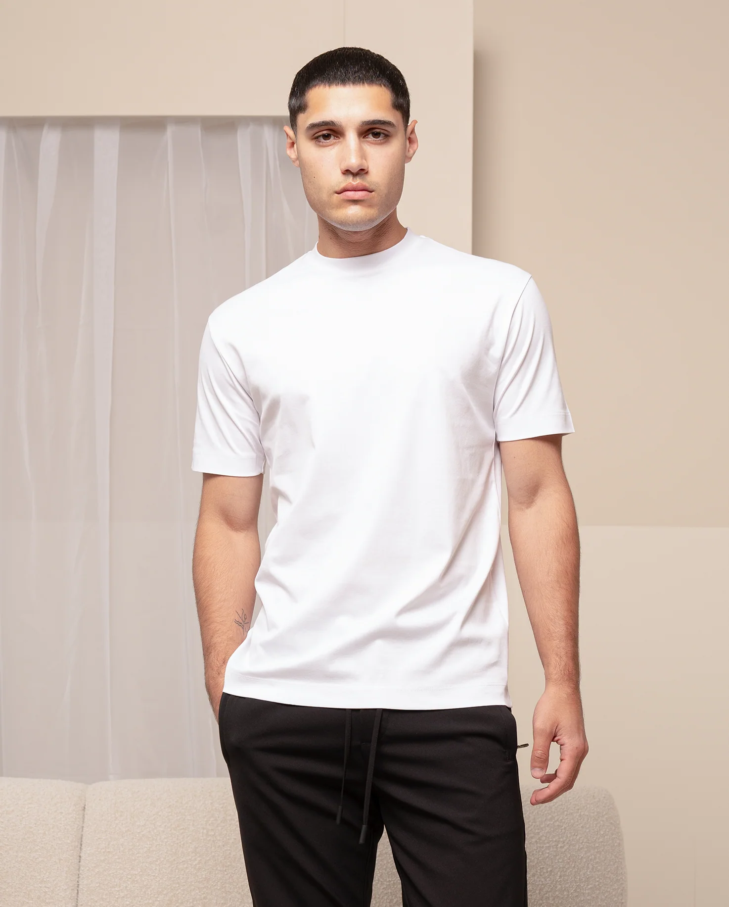 LUXE T-SHIRT - WHITE - Image 5