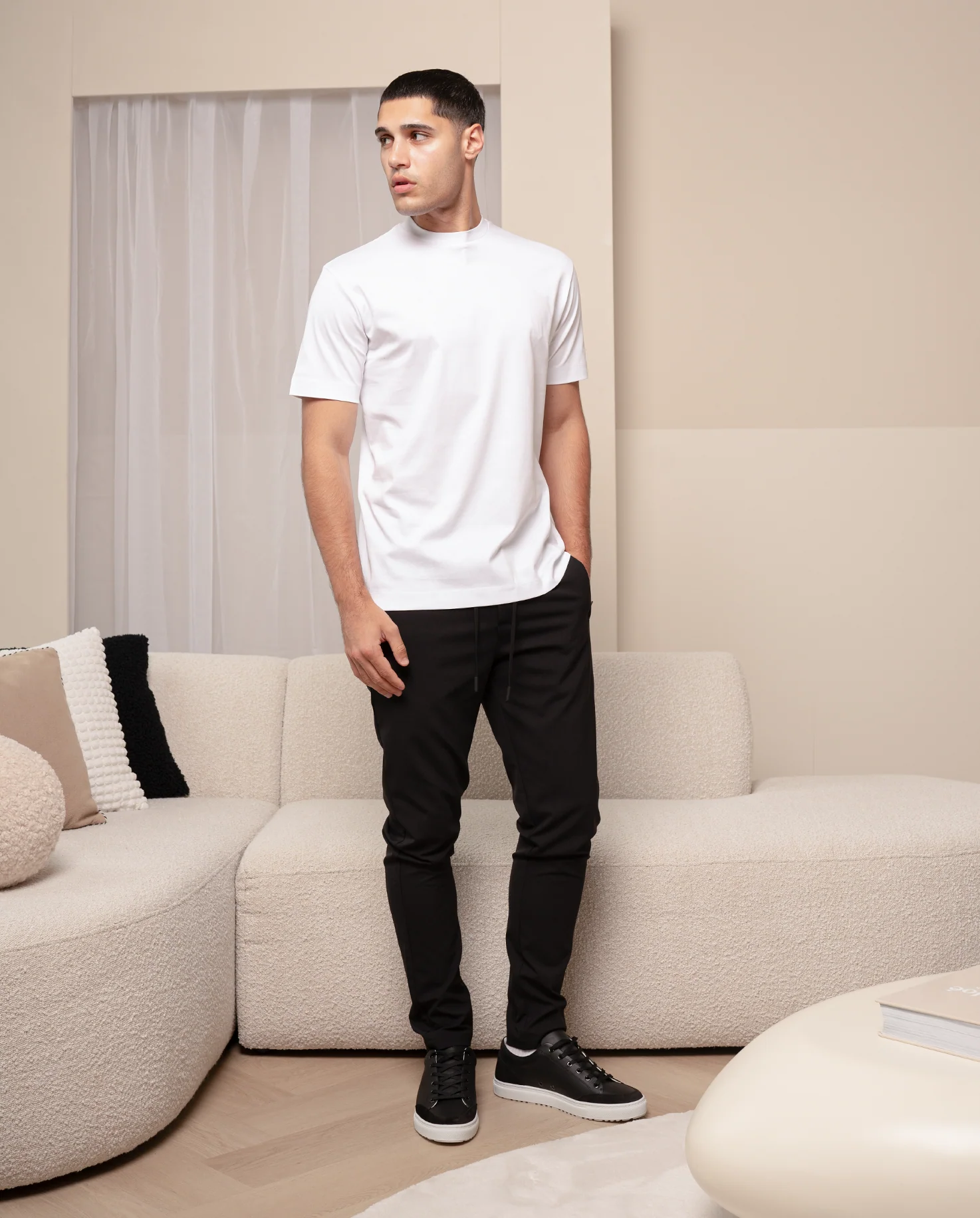 LUXE T-SHIRT - WHITE - Image 6