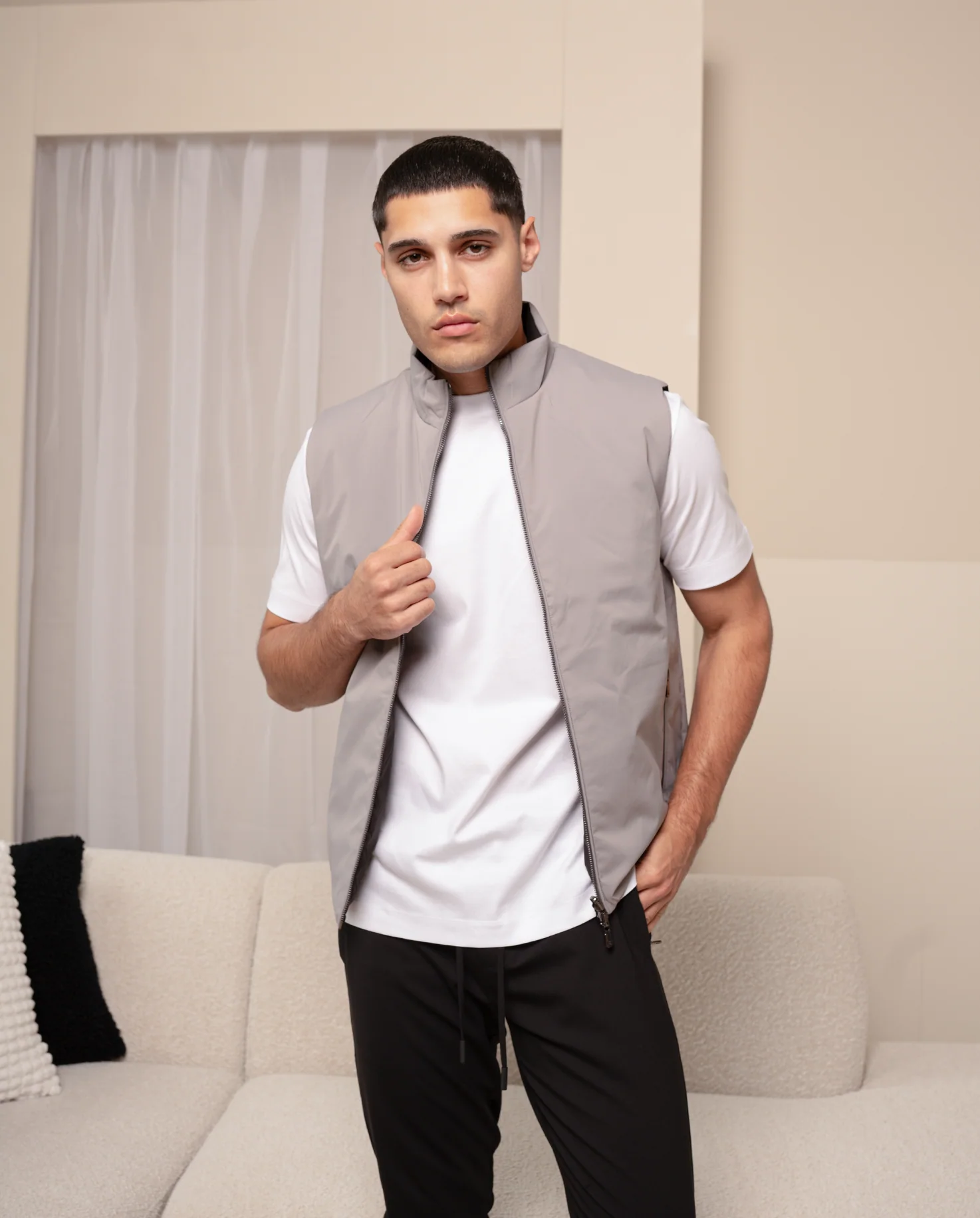 REVERSIBLE VEST - BLACK/GREY - Image 14