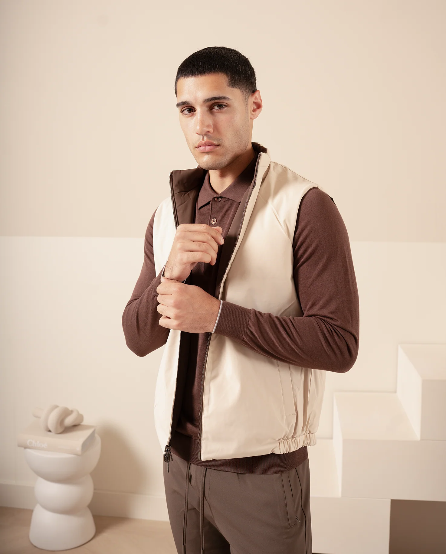 REVERSIBLE VEST - EBONY/BEIGE - Image 16